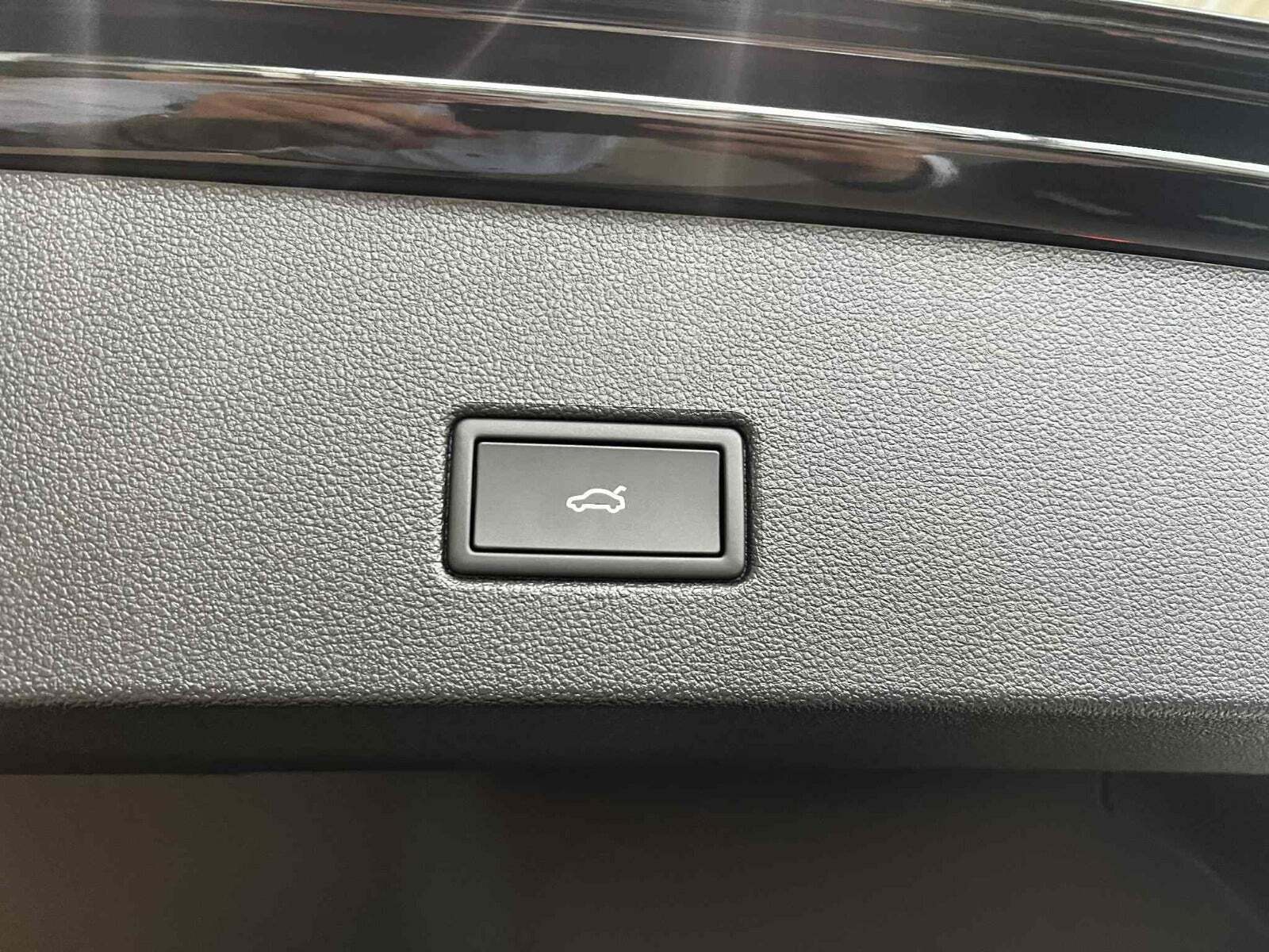 Sort VW T-Roc fra 2026