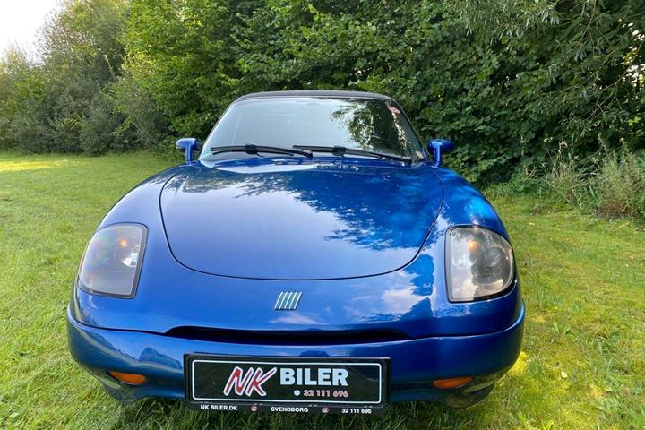 undefined Fiat Barchetta fra 1998 set udefra