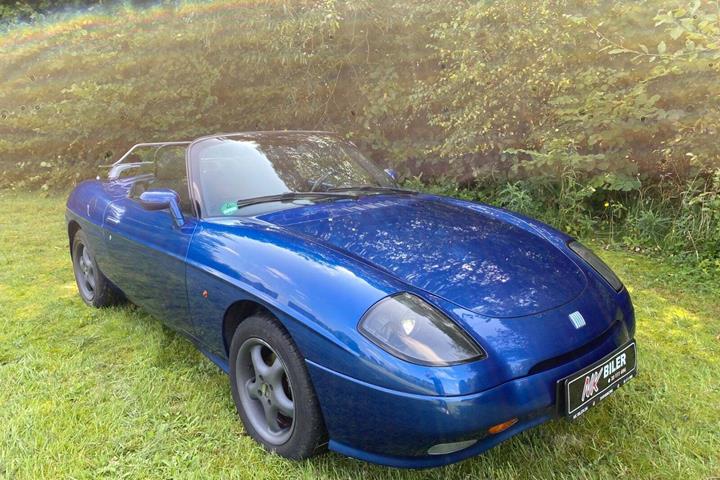 undefined Fiat Barchetta fra 1998 set udefra