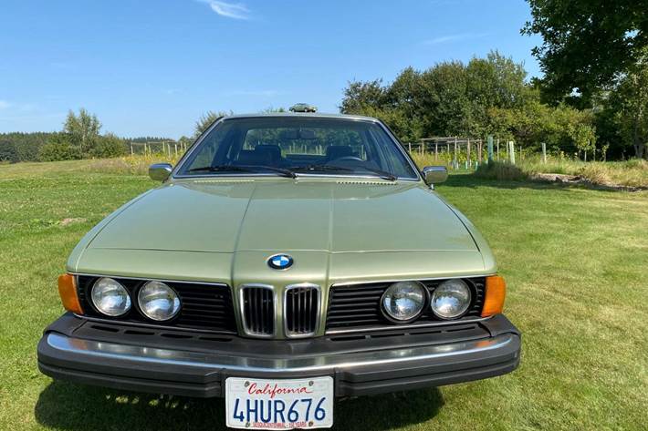 undefined BMW 630CSi fra 1977 set udefra