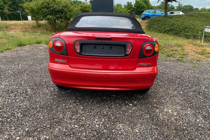 undefined Renault Megane I fra 1998 set udefra