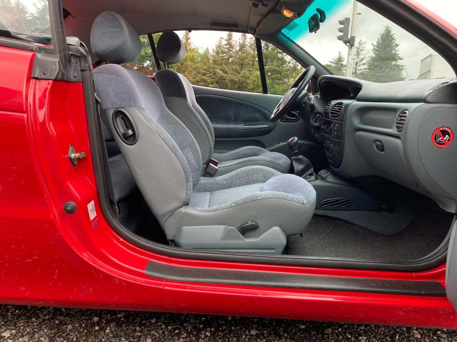 undefined Renault Megane I fra 1998 set indefra