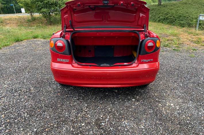 undefined Renault Megane I fra 1998 set udefra