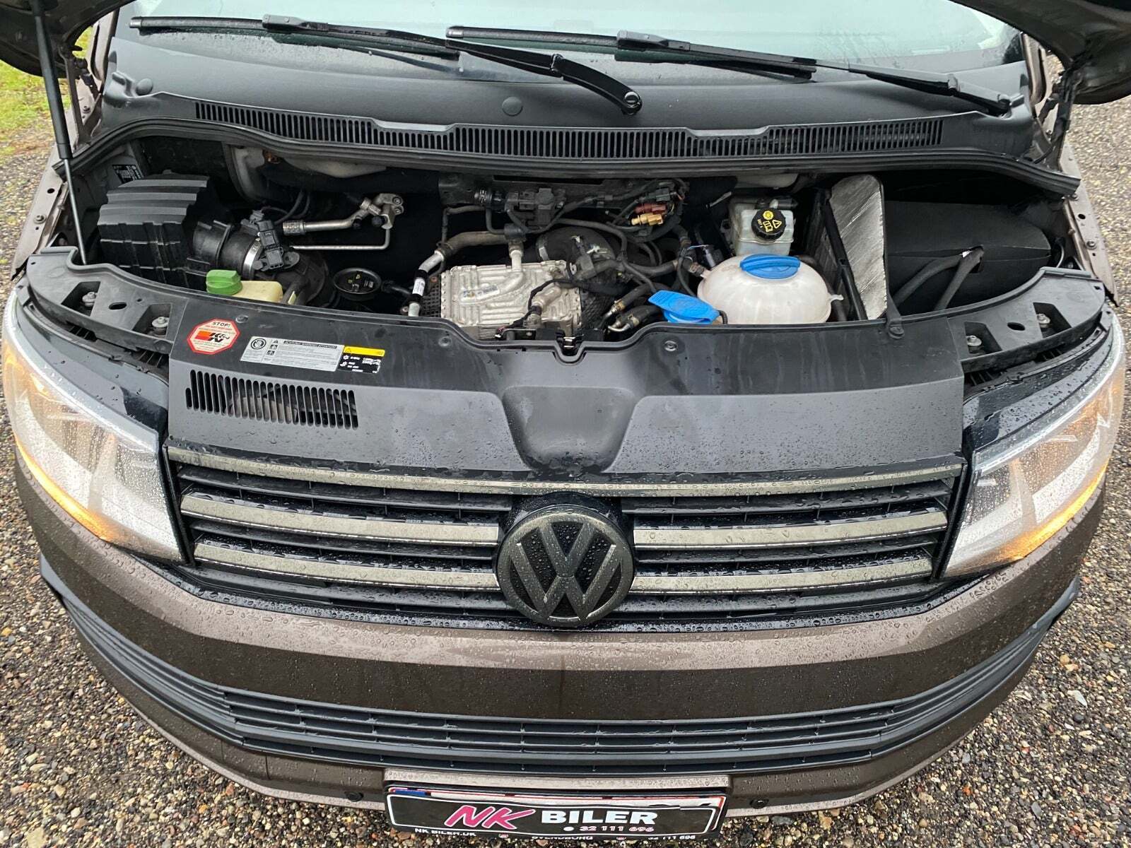 undefined VW Caravelle fra 2015 set udefra