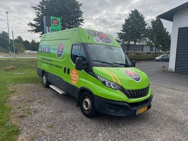 Iveco Daily 2,3 35S16 10,8m³ Van
