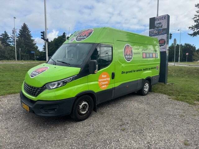 Iveco Daily 2,3 35S16 10,8m³ Van