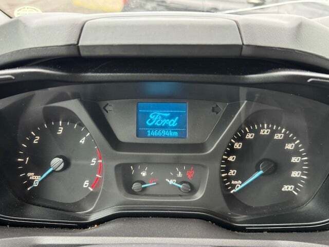 Sort Ford Transit Custom 310L fra 2013