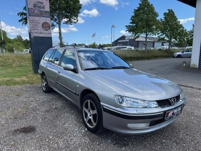 Peugeot 406 1,8 ST stc.