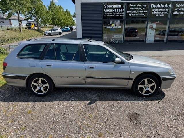 Peugeot 406 1,8 ST stc.