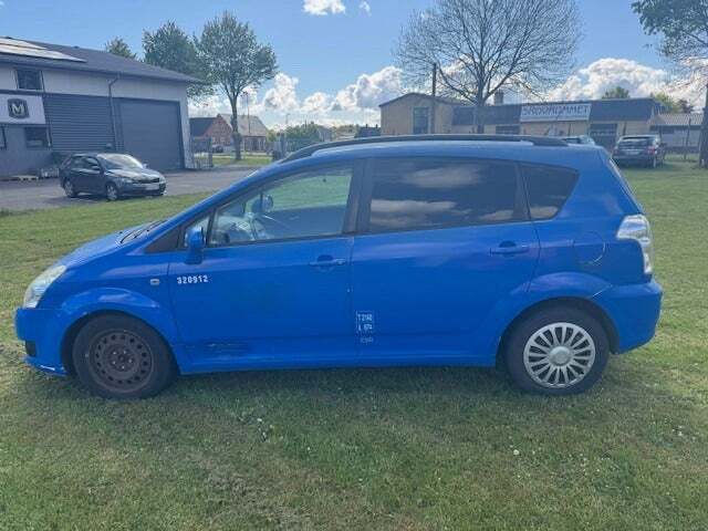 Toyota Sportsvan 2,0 D-4D T1