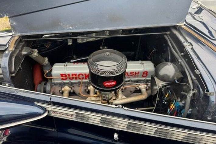 undefined Buick Special fra 1938 set udefra