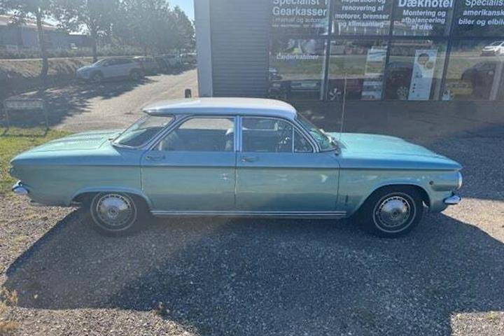 undefined Chevrolet Corvair fra 1960 set udefra