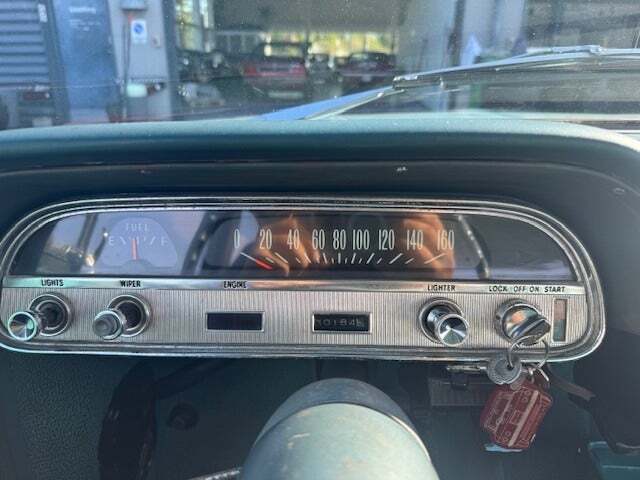 undefined Chevrolet Corvair fra 1960 set indefra