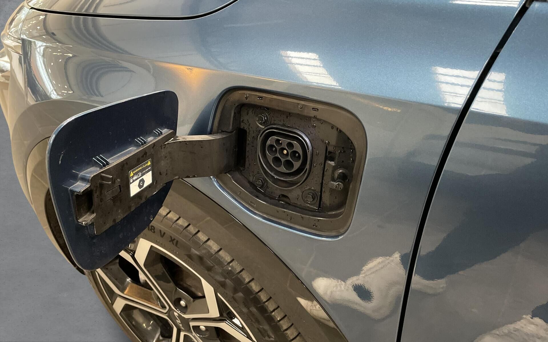 Blå Kia Niro fra 2022