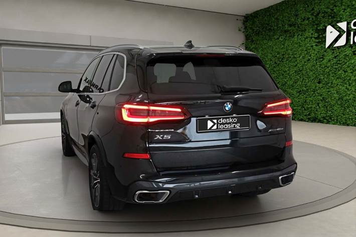 undefined BMW X5 fra 2021
