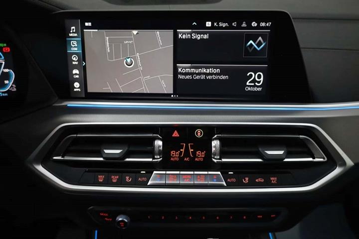 undefined BMW X5 fra 2021