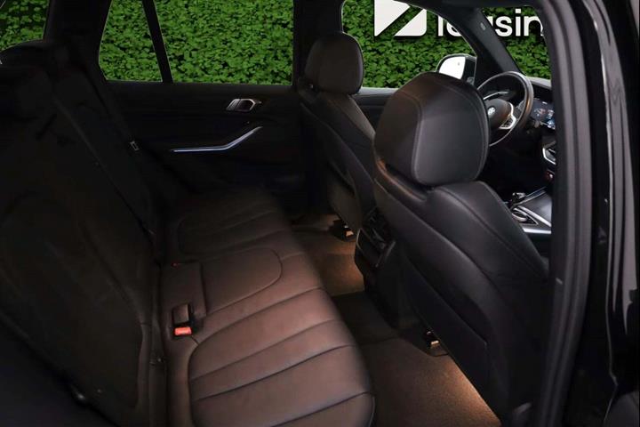 undefined BMW X5 fra 2021