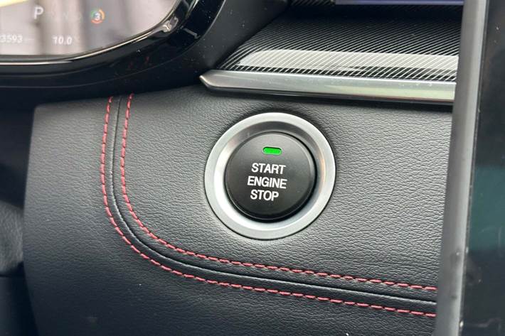 Sølv Maxus Euniq6 fra 2023