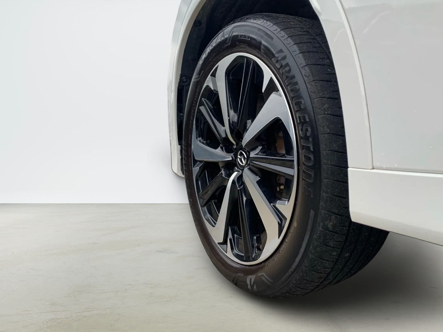 Hvid Mazda CX-60 fra 2022