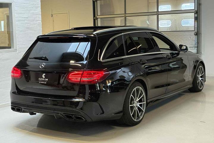 Sort Mercedes C63 fra 2017