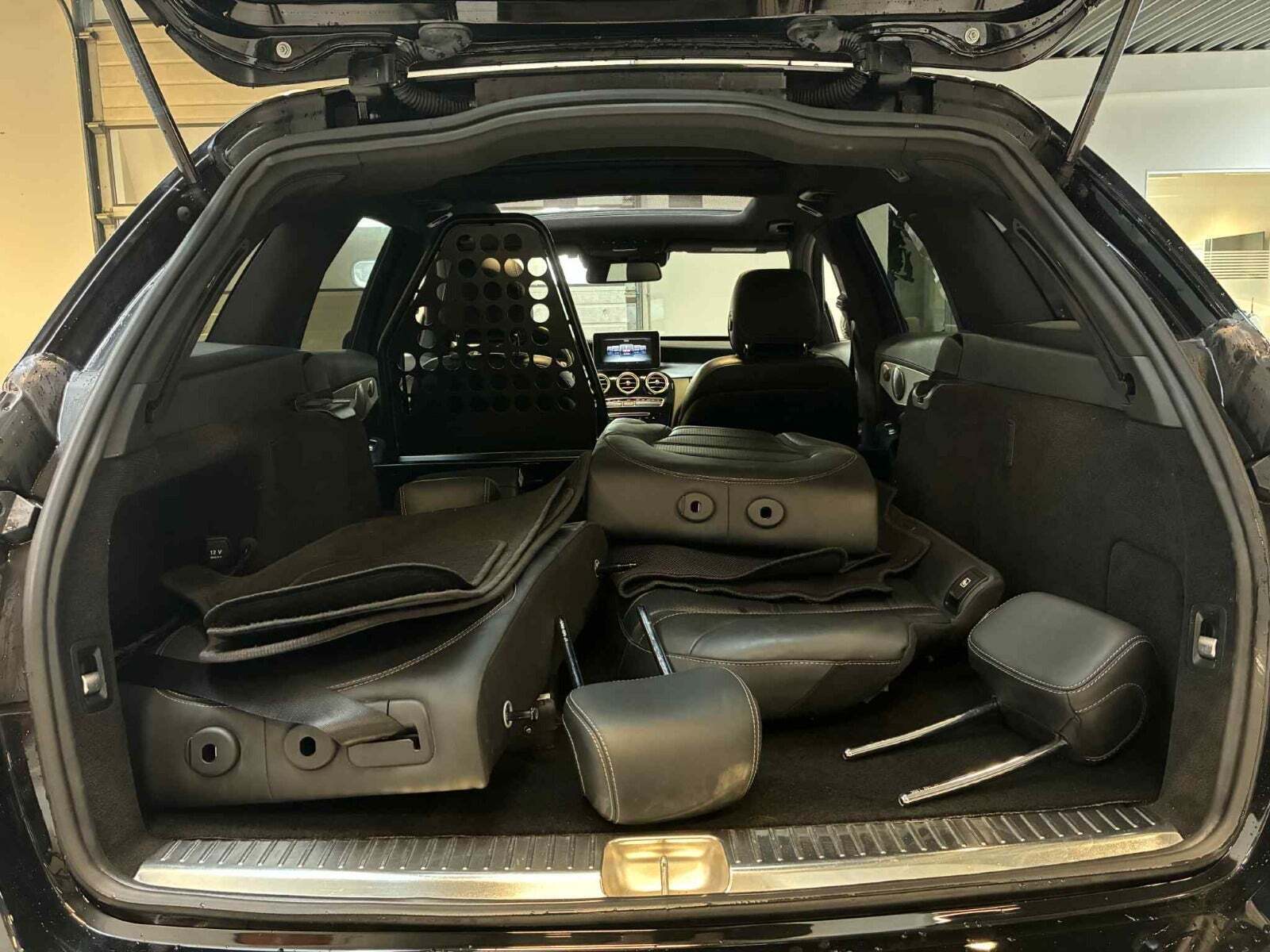 Sort Mercedes C63 fra 2017
