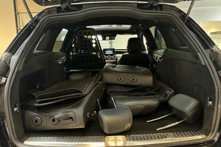 Sort Mercedes C63 fra 2017