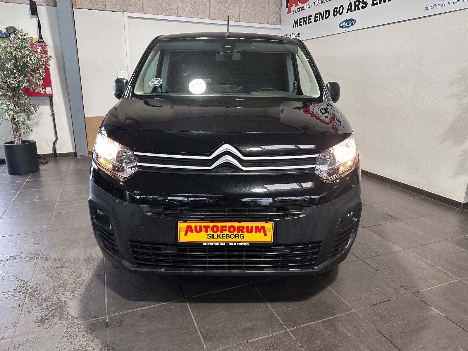 Citroën Berlingo 1,5 BlueHDi 100 L2 ProffLine Van