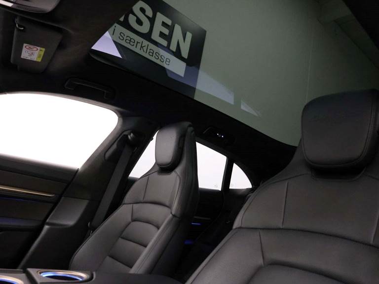 Porsche Taycan Turbo S Performance+ Cross Turismo