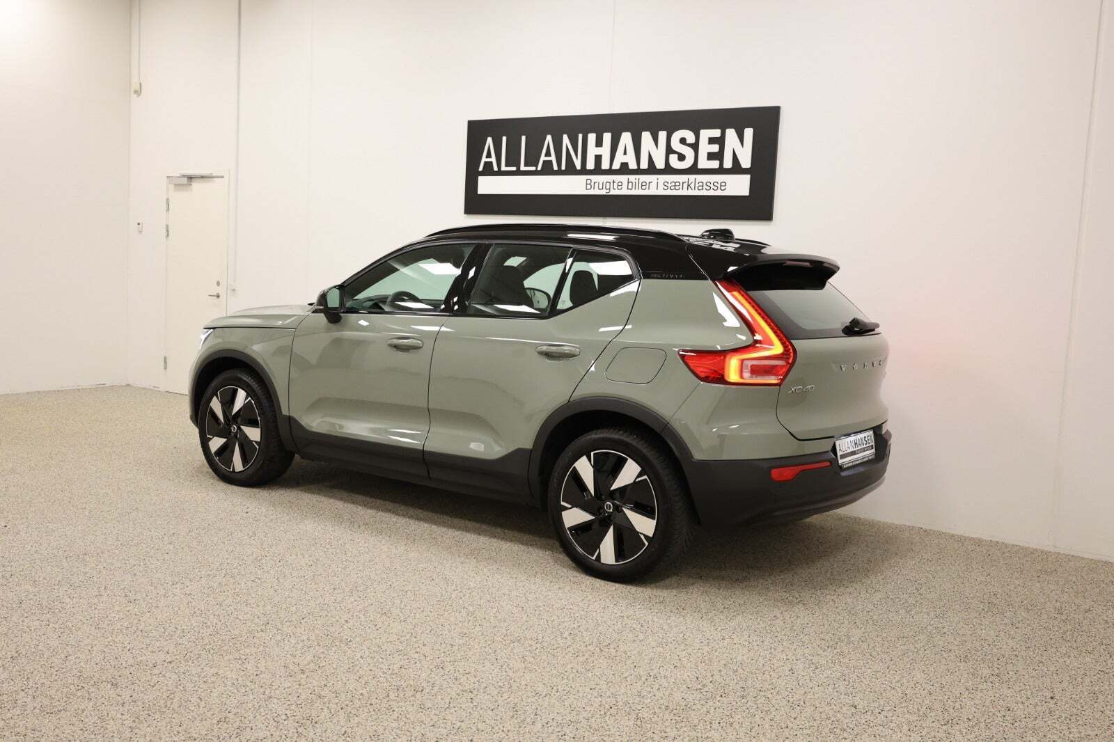 Volvo XC40 ReCharge Extended Range Plus
