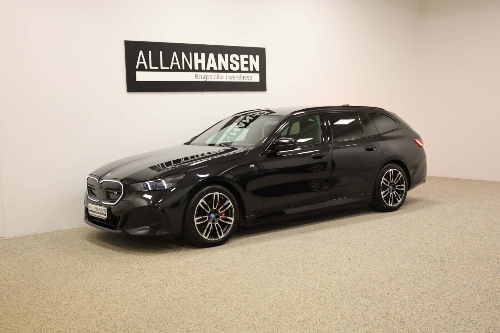 BMW i5 M60 Touring xDrive