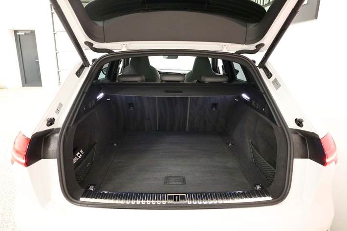 Sort Audi e-tron fra 2021