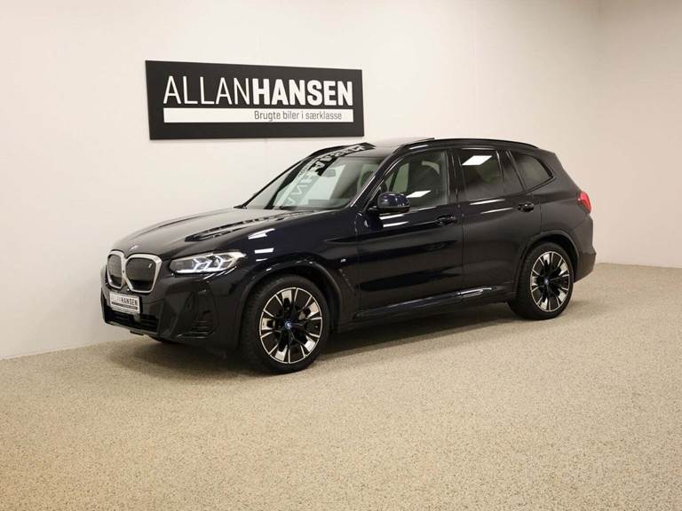 BMW iX3 Charged Plus M-Sport