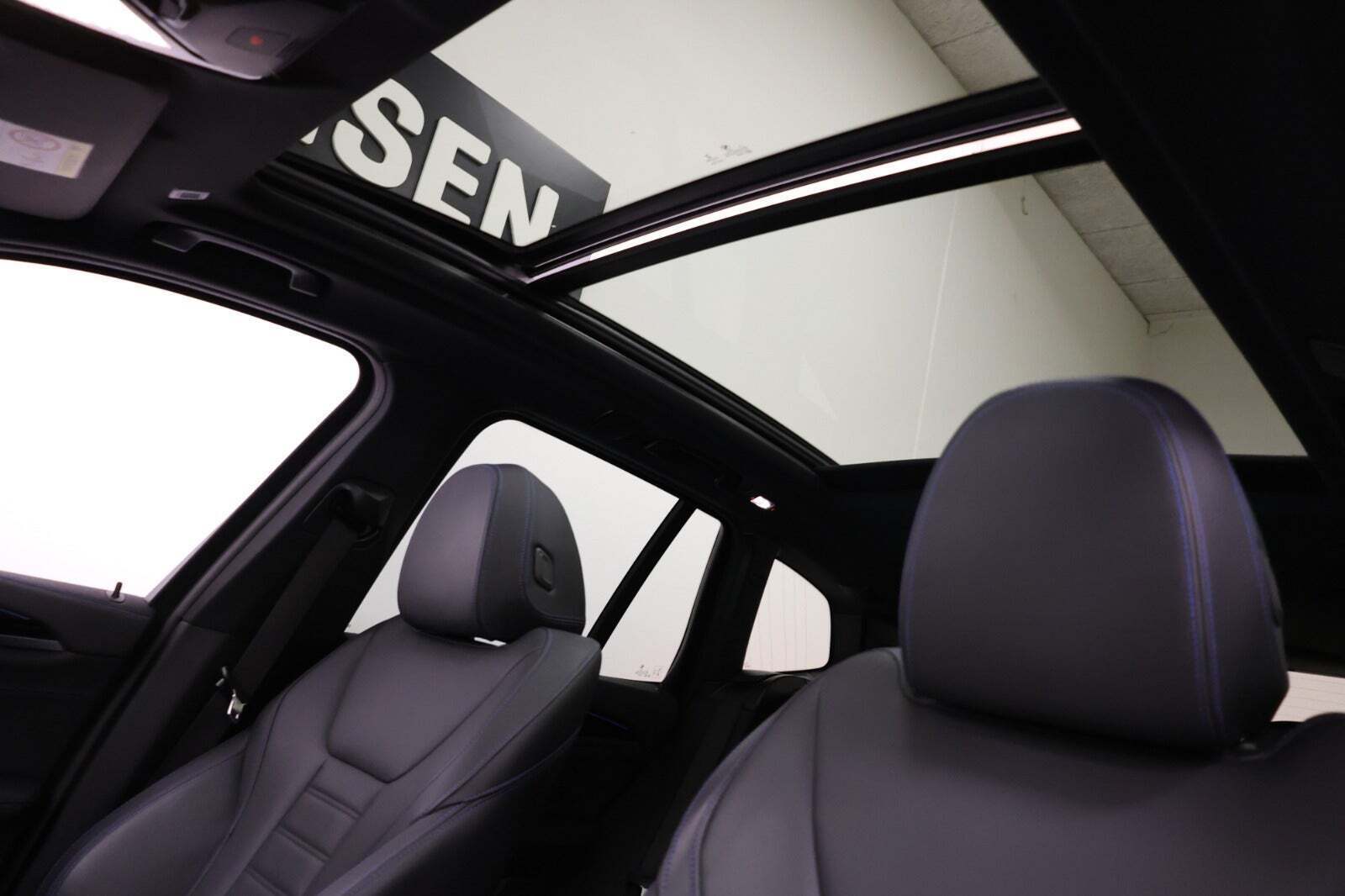 BMW iX3 Charged Plus M-Sport