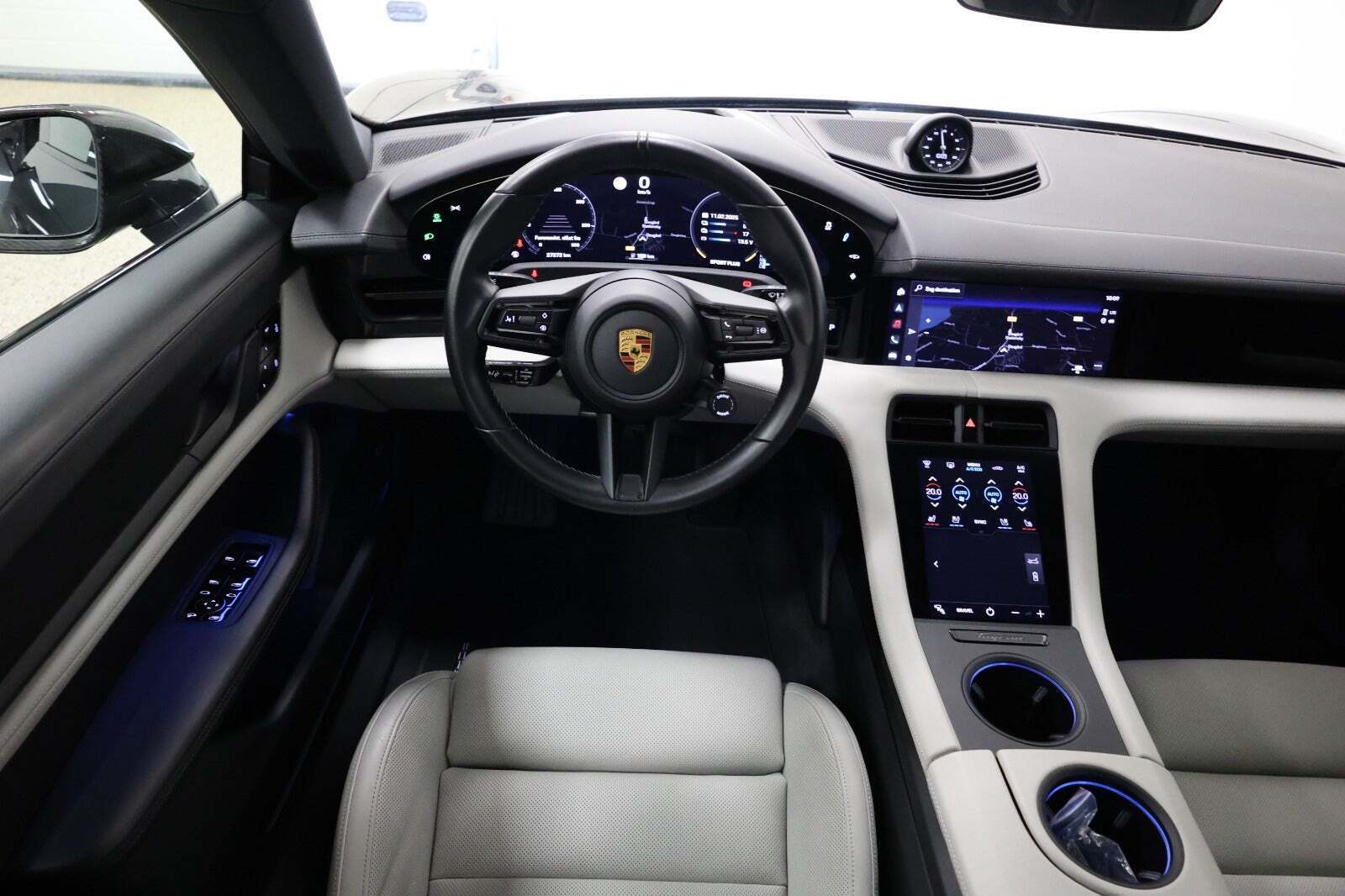 Porsche Taycan 4S Performance+ Cross Turismo