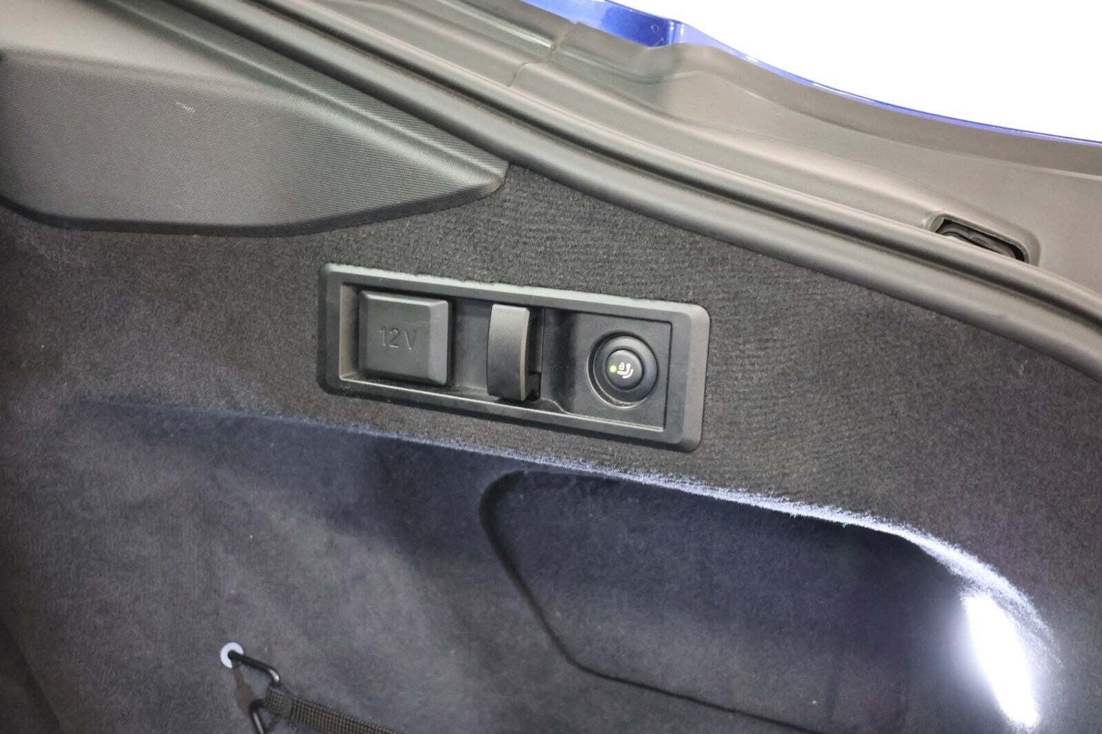 Blå BMW i4 fra 2022