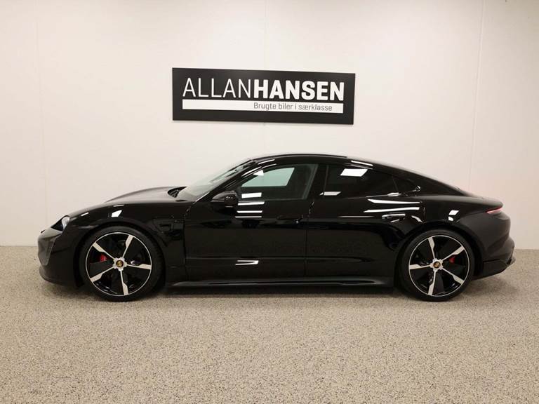 Porsche Taycan 4S Performance+