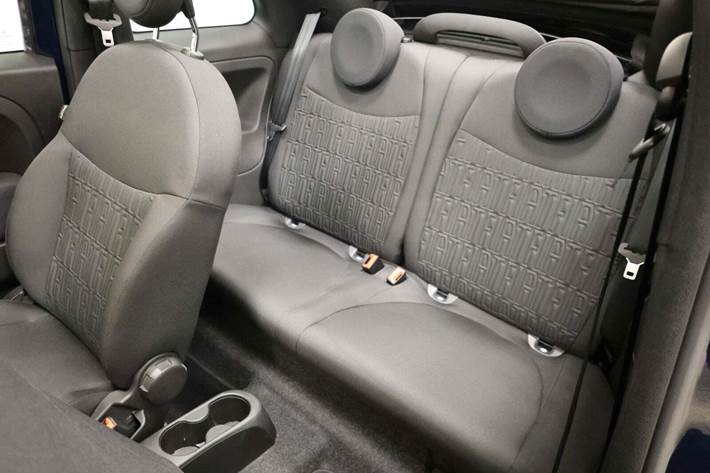 Blå Fiat 500C fra 2023