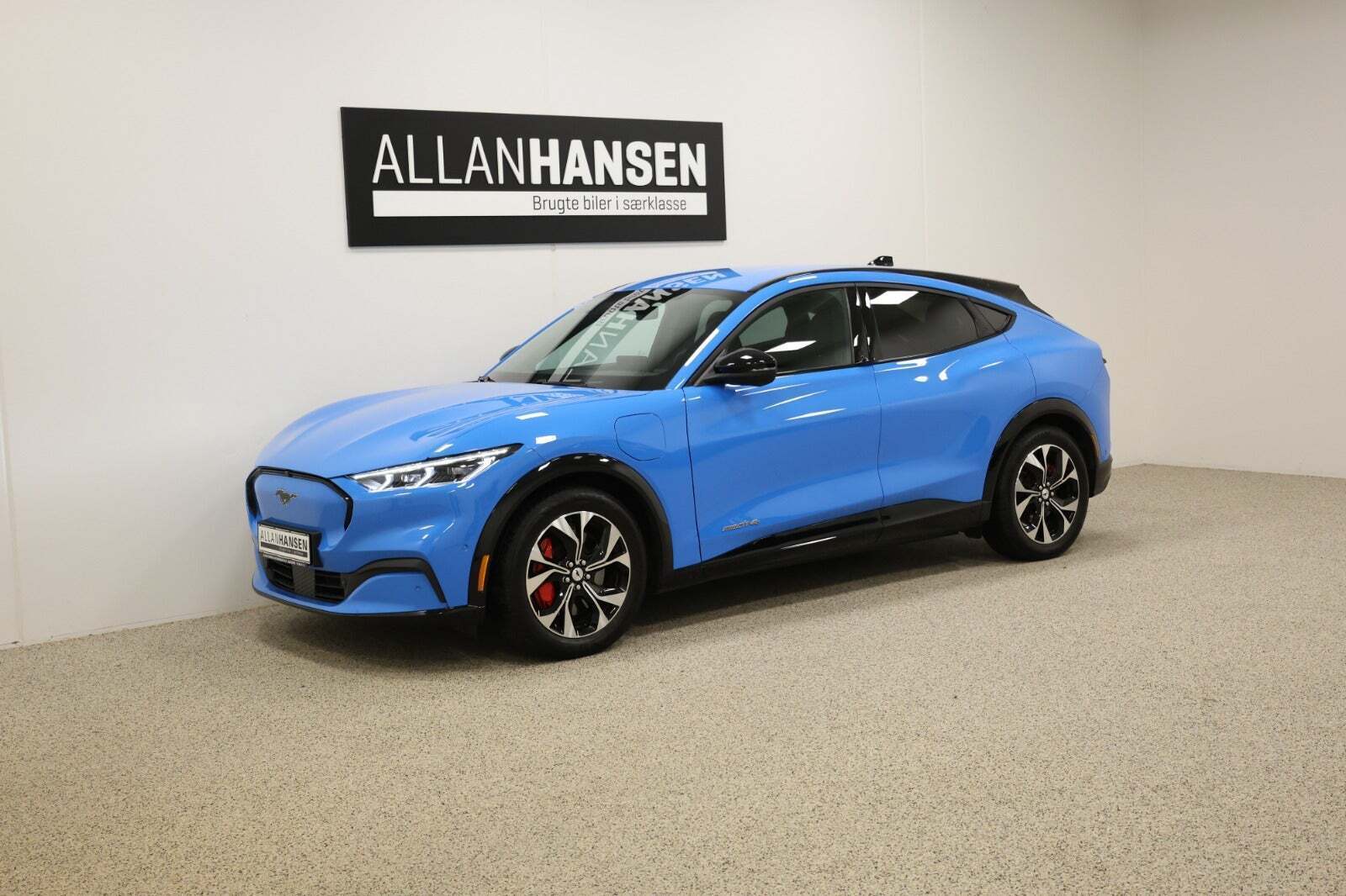 Ford Mustang Mach-E 75 Premium Standard Range AWD