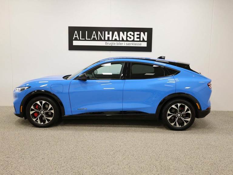 Ford Mustang Mach-E 70 Premium Standard Range AWD