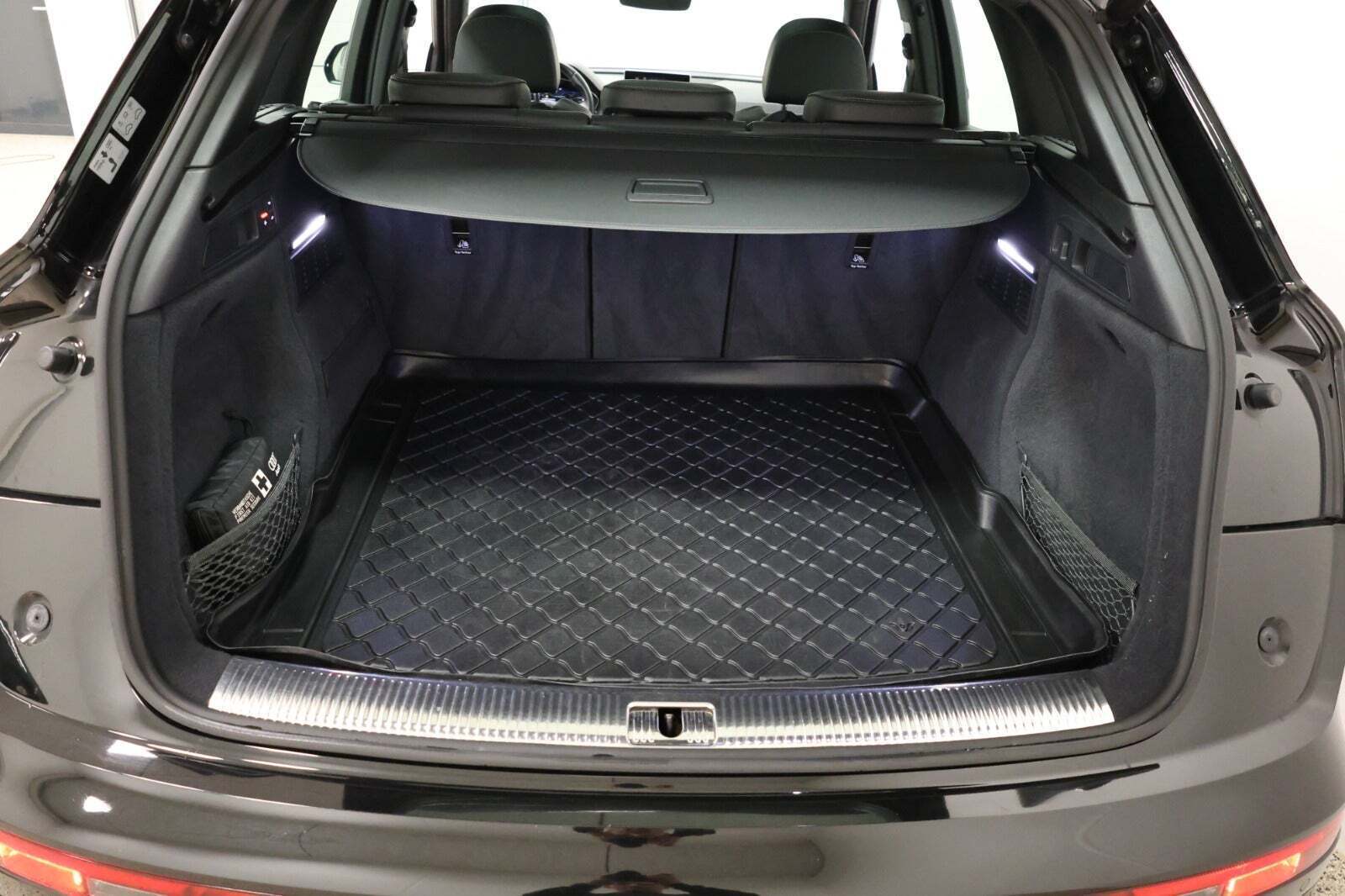 Sort Audi SQ5 fra 2019