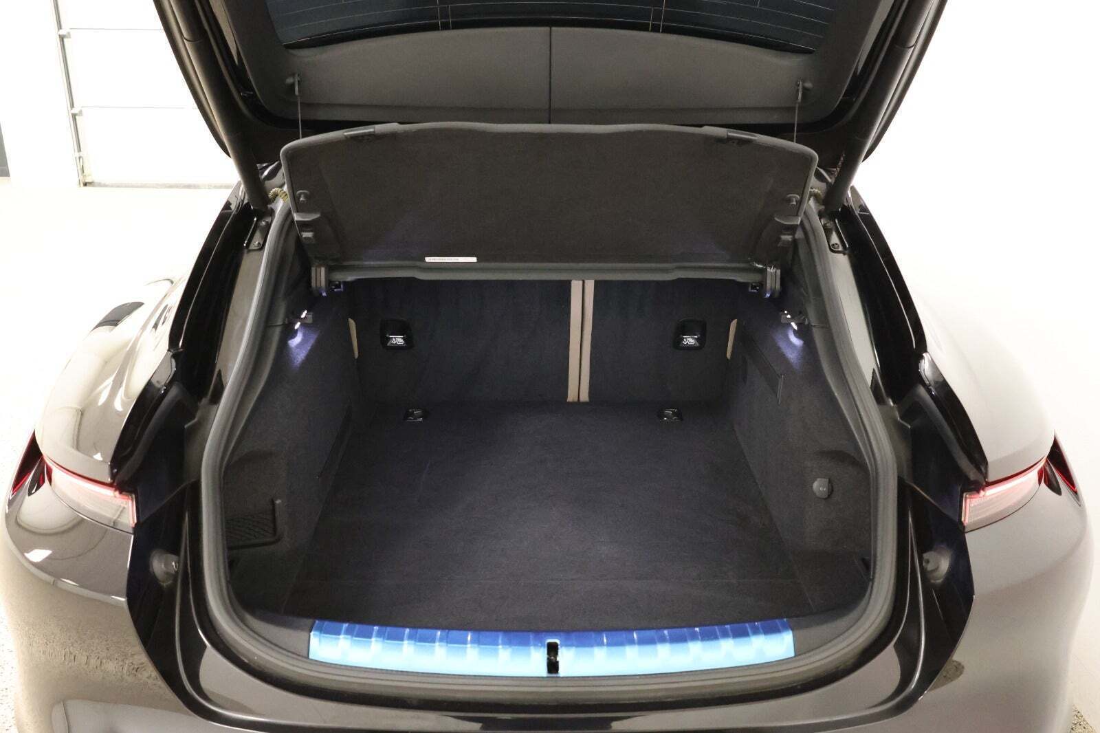 Sort Porsche Taycan 4S fra 2022