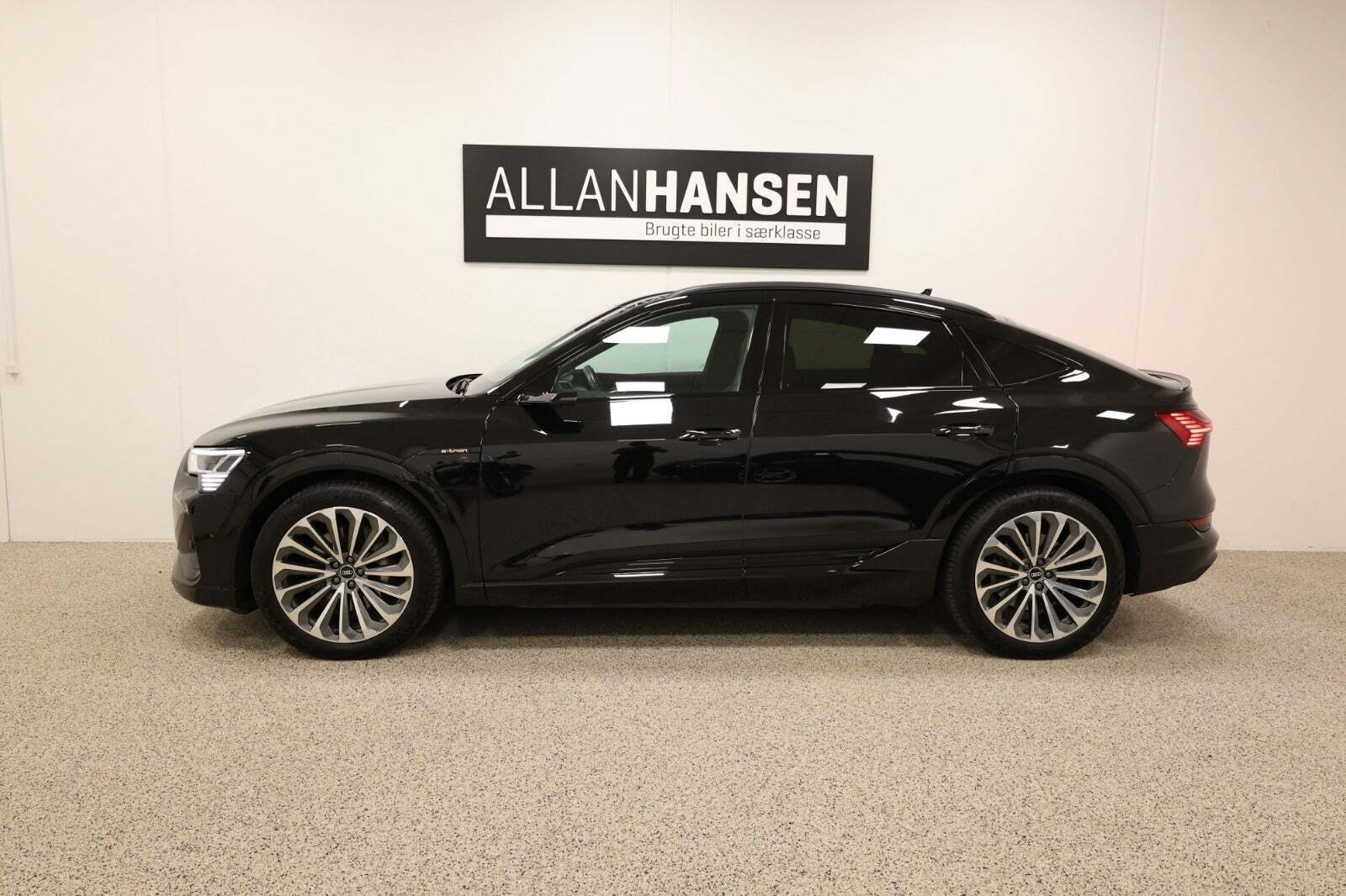 Audi e-tron 55 S-line Sportback quattro