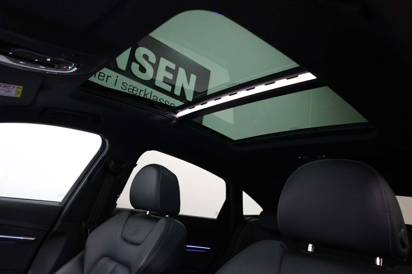 Audi e-tron 55 S-line Sportback quattro