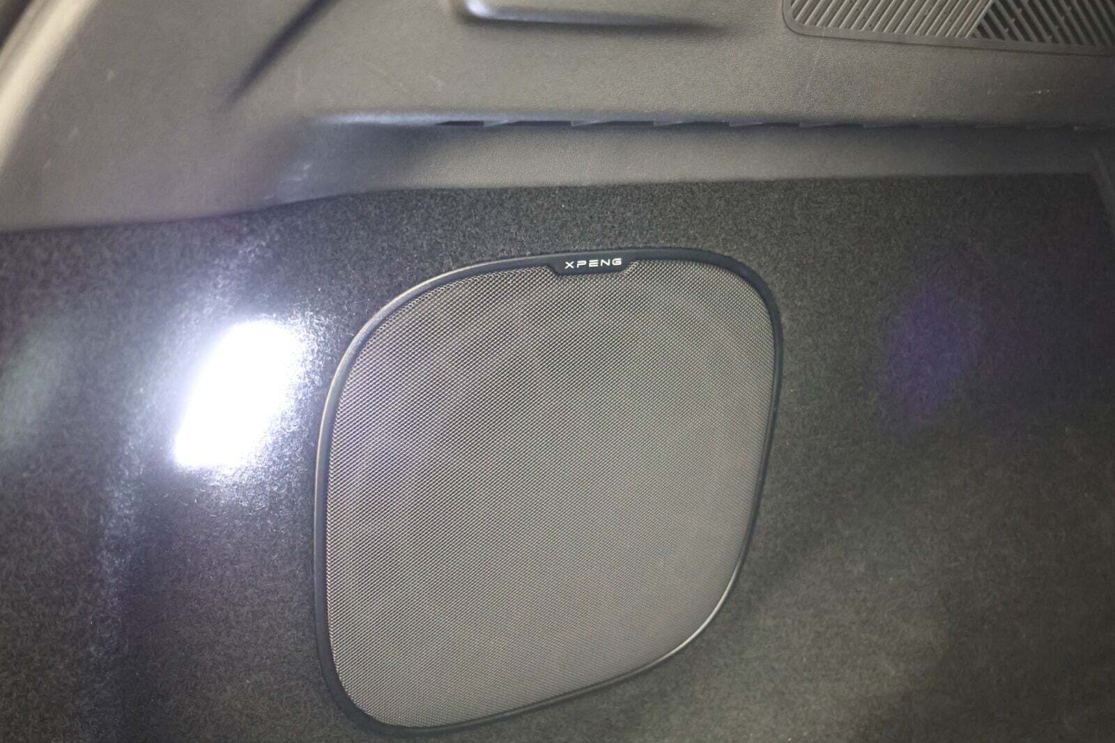 Sølv Xpeng G6 fra 2024