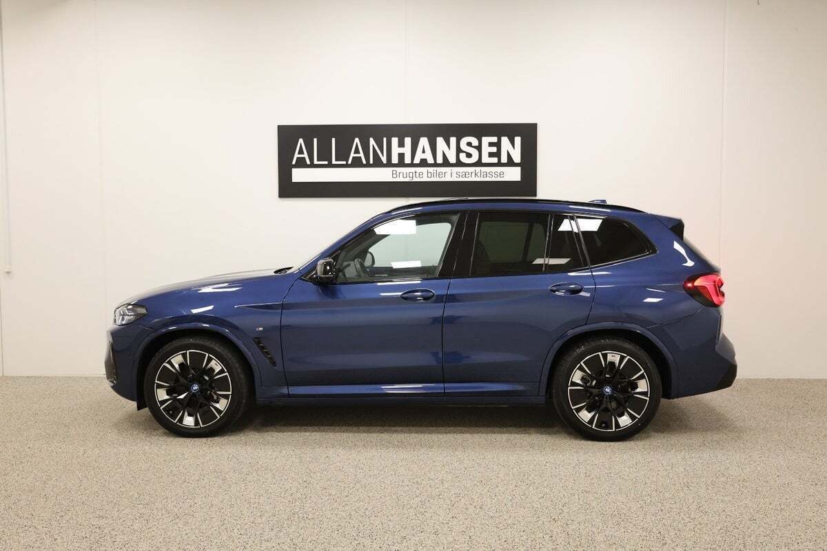 BMW iX3 Charged Plus M-Sport