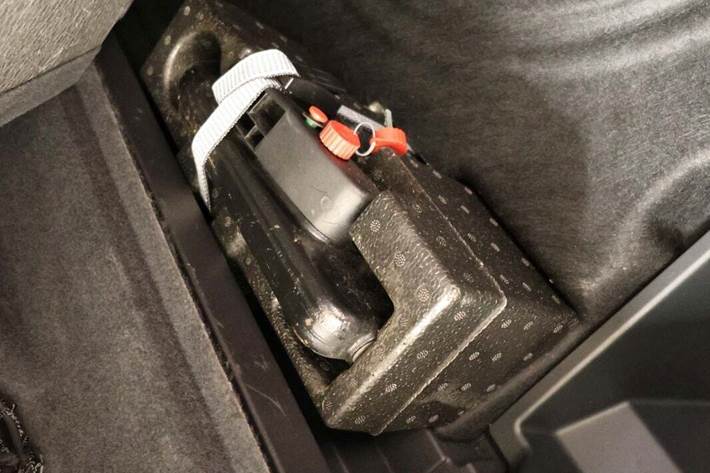 Grå Audi e-tron fra 2021