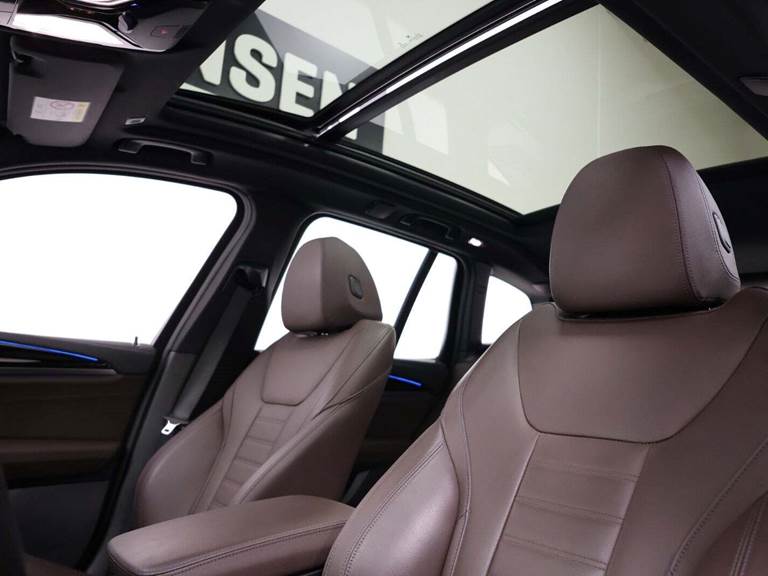 BMW iX3 Charged Plus M-Sport