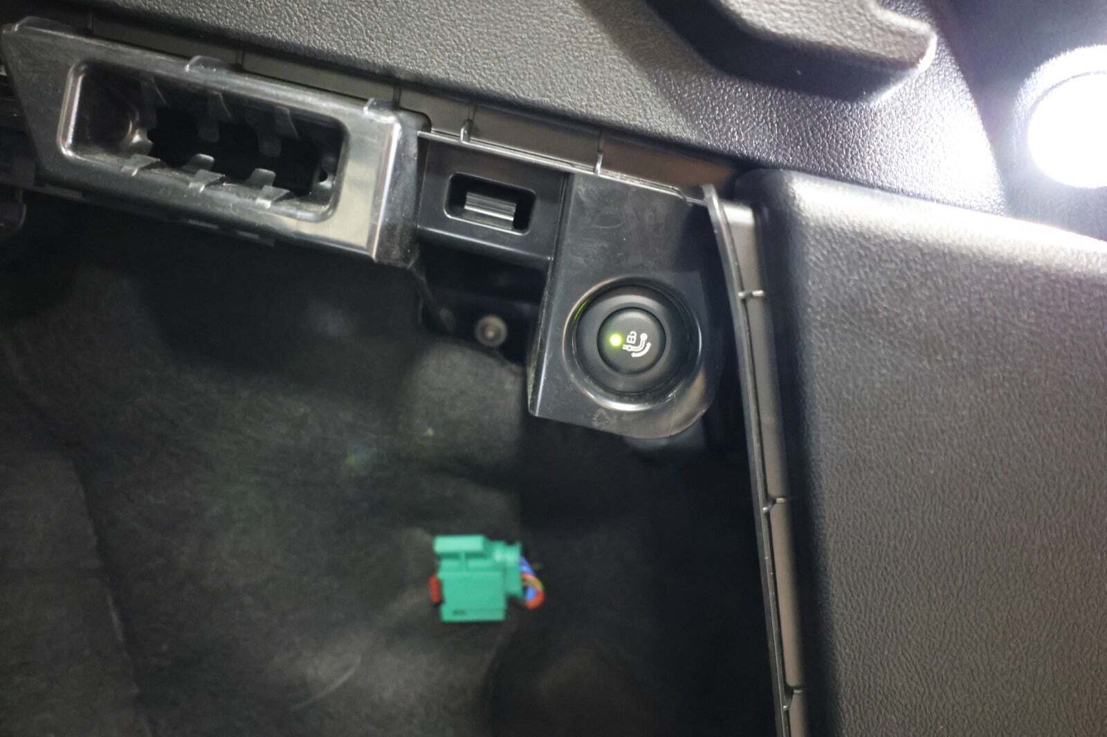 Hvid BMW iX3 fra 2022