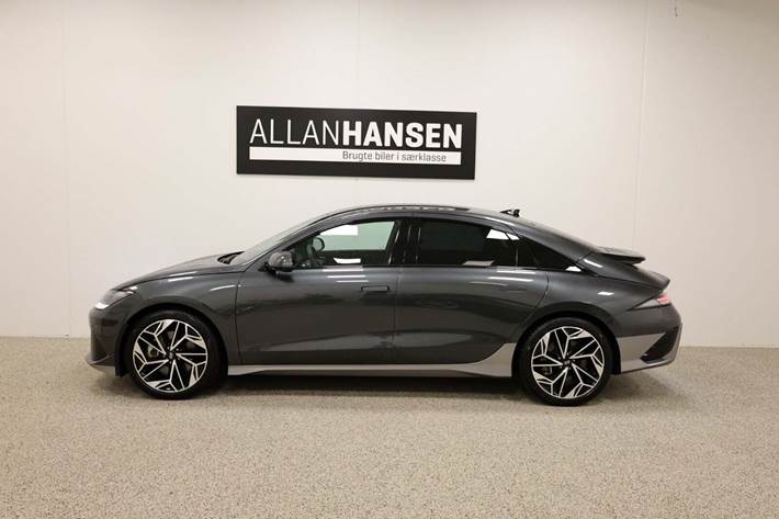 Grå Hyundai Ioniq 6 fra 2024