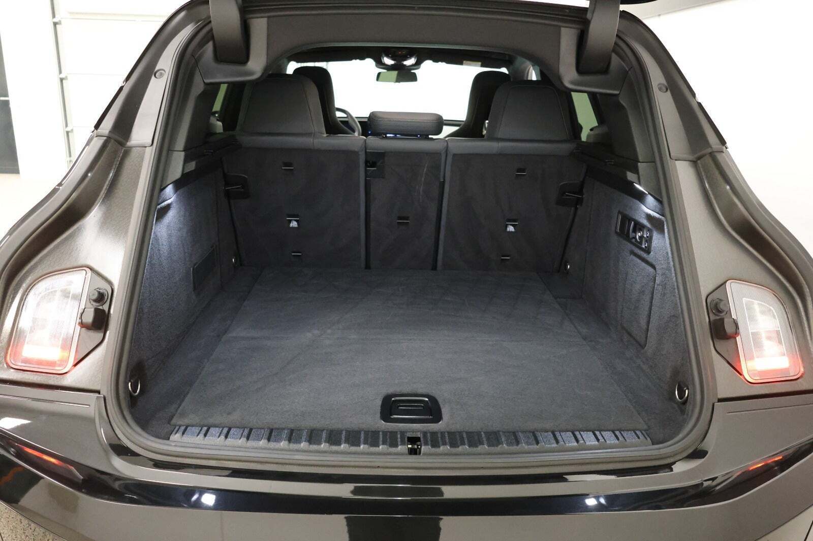 Sort BMW iX fra 2022